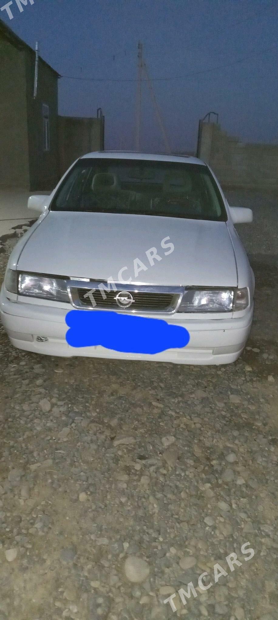 Opel Vectra 1993 - 30 000 TMT - Kaka - img 2