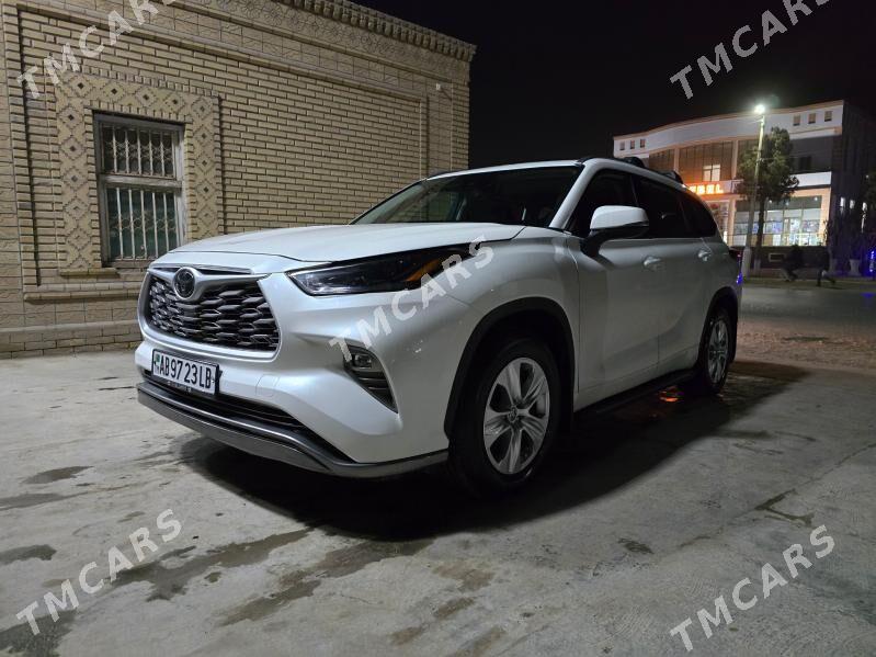 Toyota Highlander 2021 - 600 000 TMT - Saýat - img 10