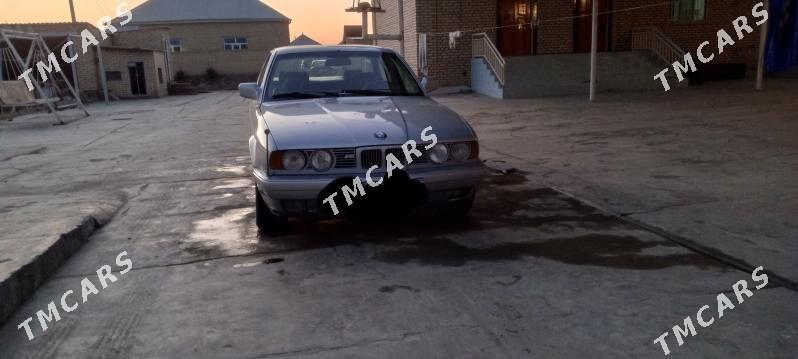 BMW 525 1992 - 40 000 TMT - Мары - img 4