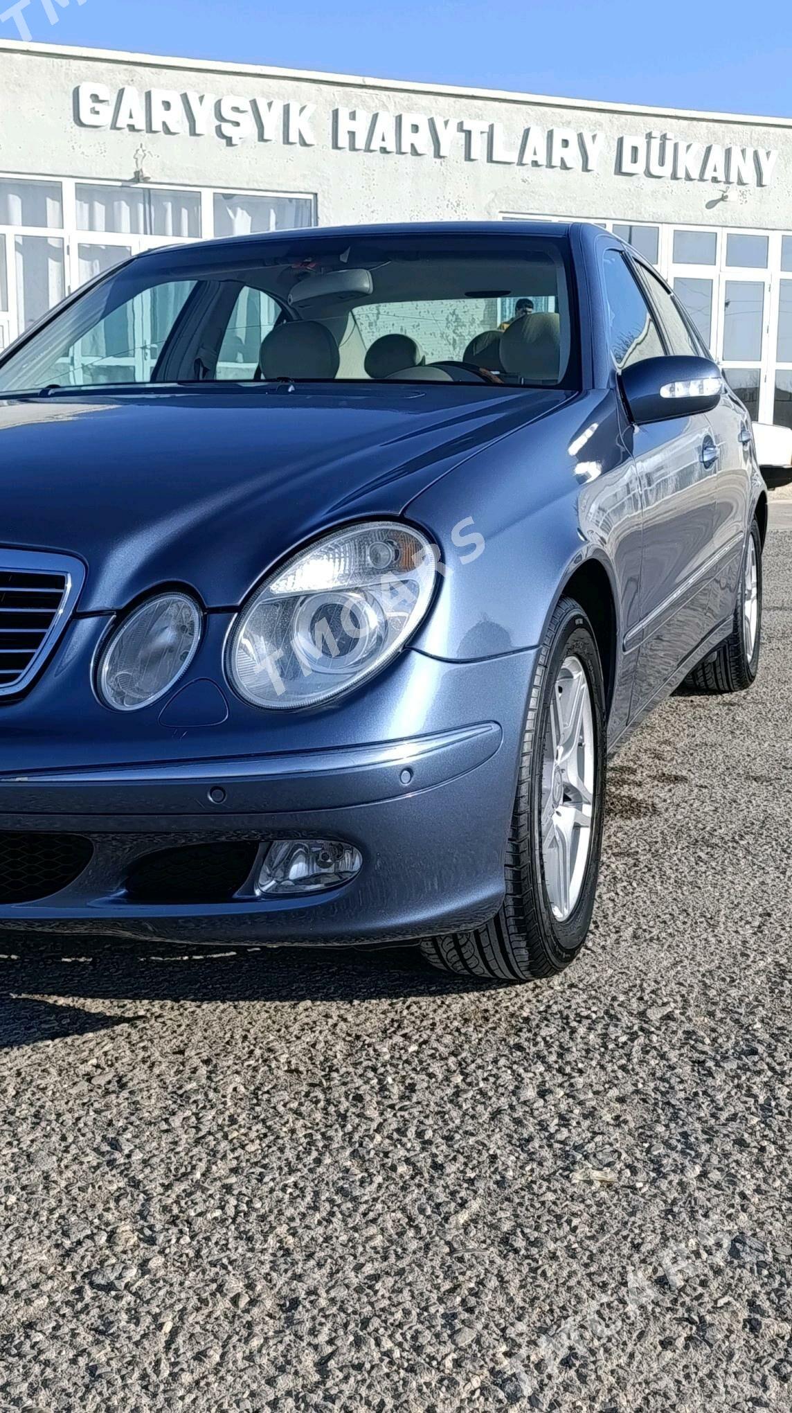 Mercedes-Benz E320 2003 - 120 000 TMT - Гызыларбат - img 5