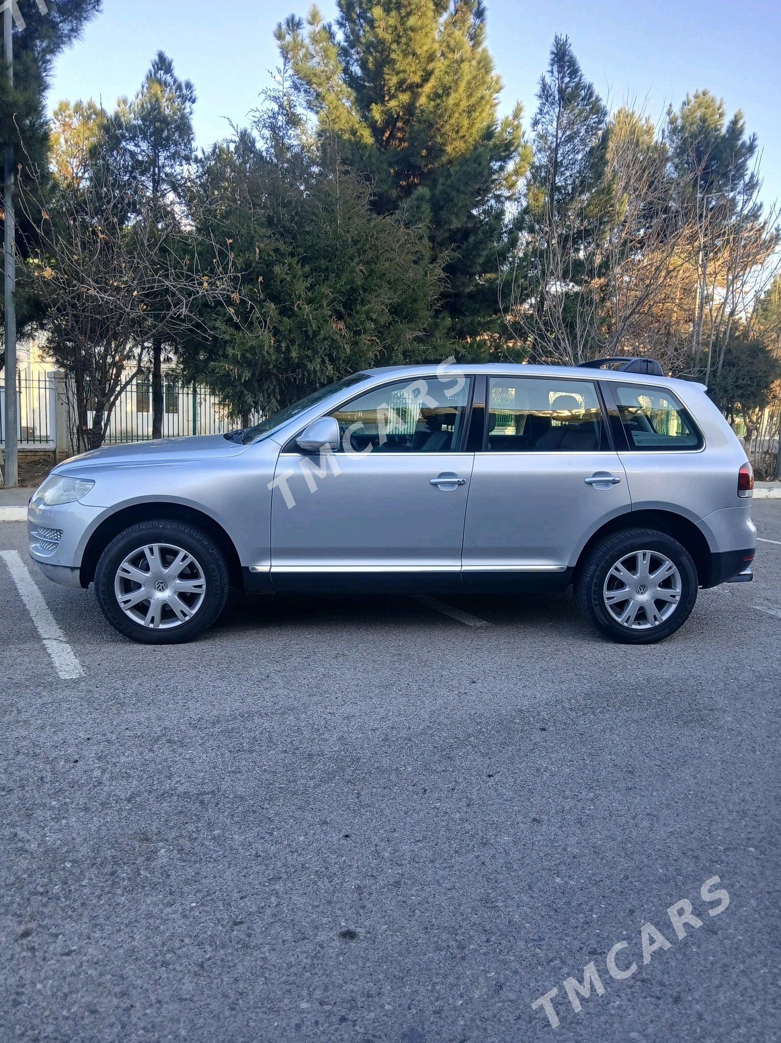 Volkswagen Touareg 2008 - 315 000 TMT - Aşgabat - img 9