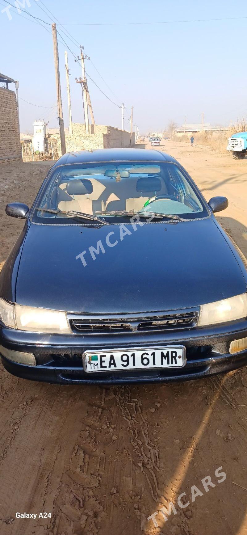 Toyota Carina 1995 - 50 000 TMT - Ёлётен - img 4