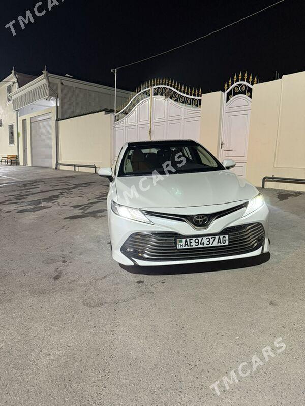 Toyota Camry 2018 - 400 000 TMT - Aşgabat - img 4