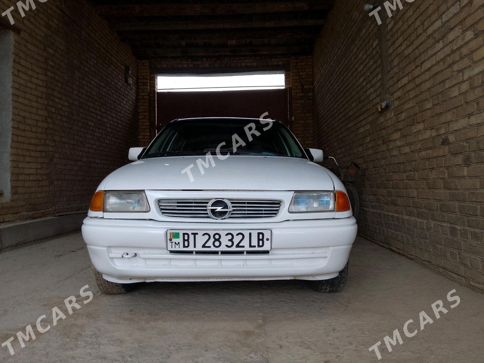 Opel Astra 1991 - 25 000 TMT - Чарджоу - img 4