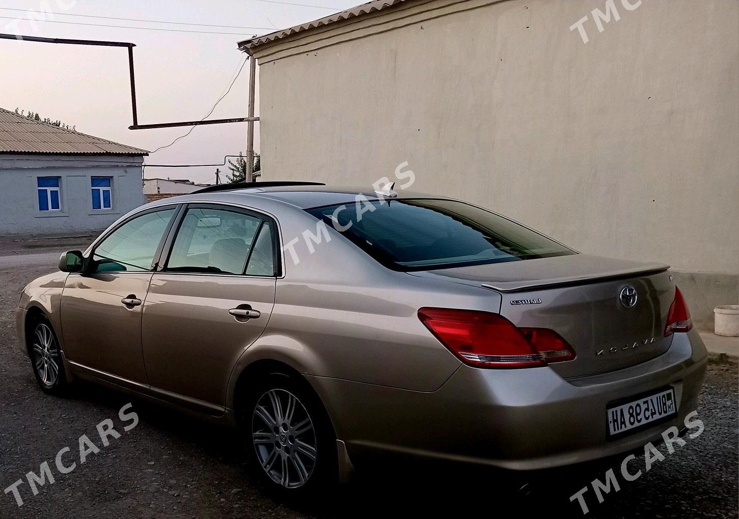 Toyota Avalon 2005 - 157 000 TMT - Кака - img 3