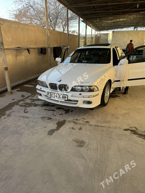 BMW E39 2001 - 100 000 TMT - Podwoýski köç. (Bitarap Türkmenistan şaýoly) - img 7