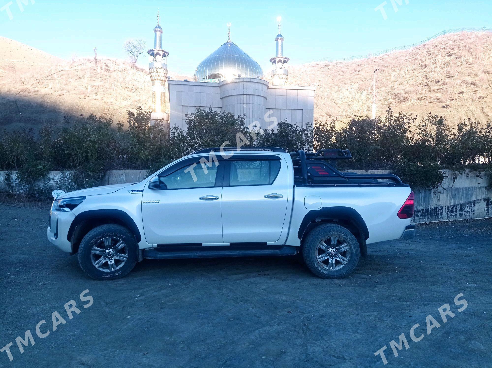 Toyota Hilux 2021 - 580 000 TMT - Magtymguly - img 6