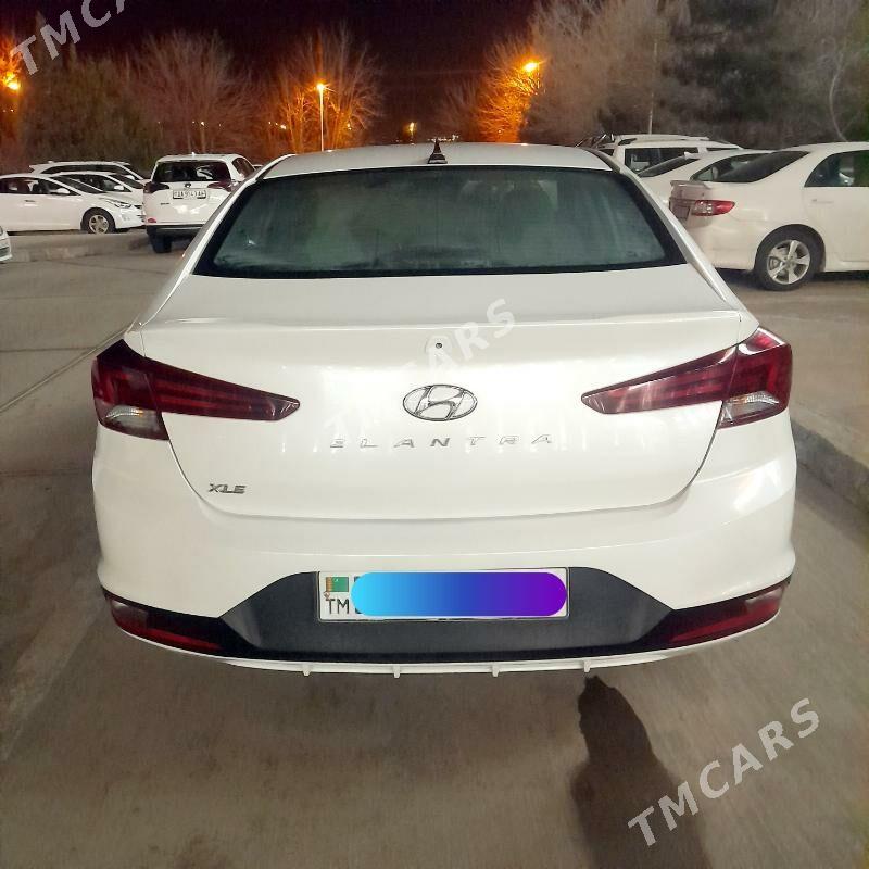 Hyundai Elantra 2019 - 195 000 TMT - Podwoýski köç. (Bitarap Türkmenistan şaýoly) - img 2