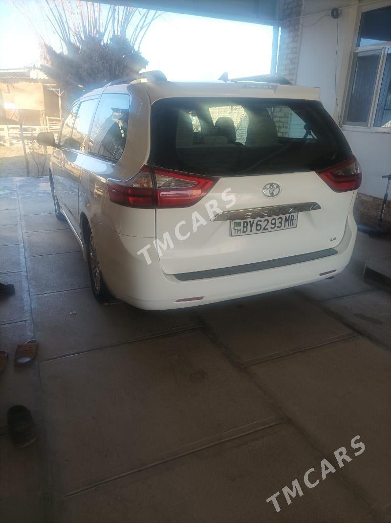 Toyota Sienna 2019 - 380 000 TMT - Mary - img 3