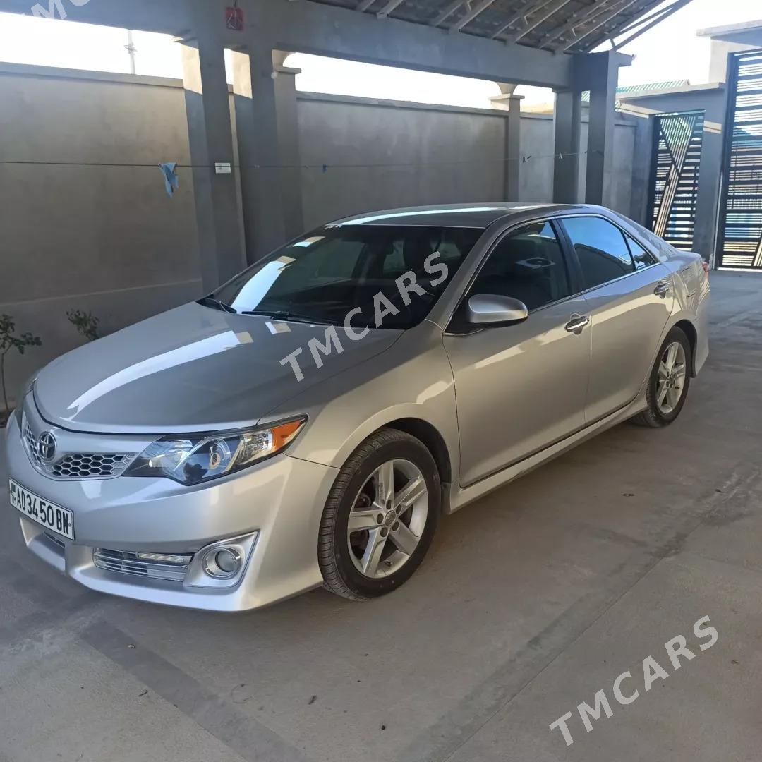 Toyota Camry 2012 - 230 000 TMT - Балканабат - img 2