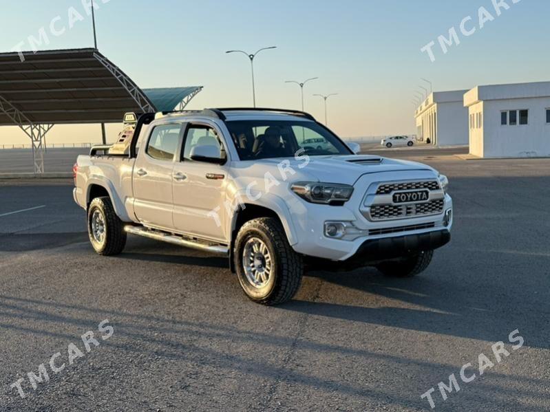 Toyota Tacoma 2016 - 335 000 TMT - Ашхабад - img 3