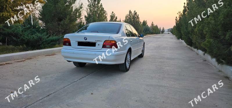 BMW E39 1997 - 95 000 TMT - Балканабат - img 3