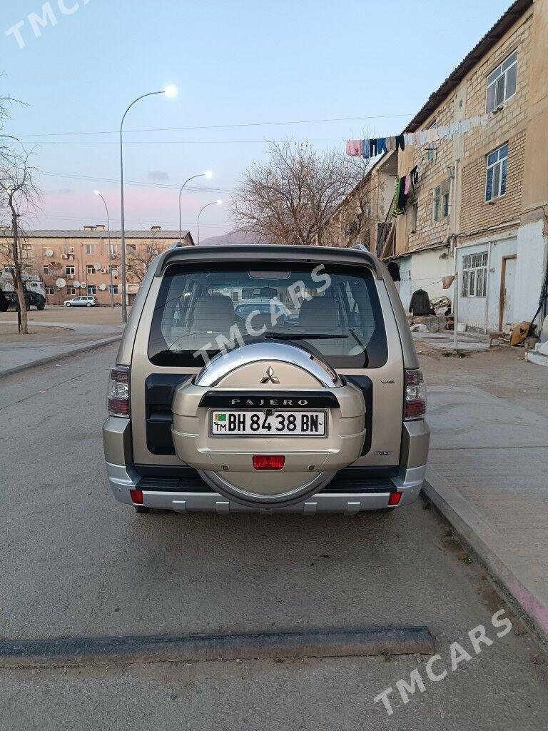 Mitsubishi Pajero 2008 - 230 000 TMT - Балканабат - img 2