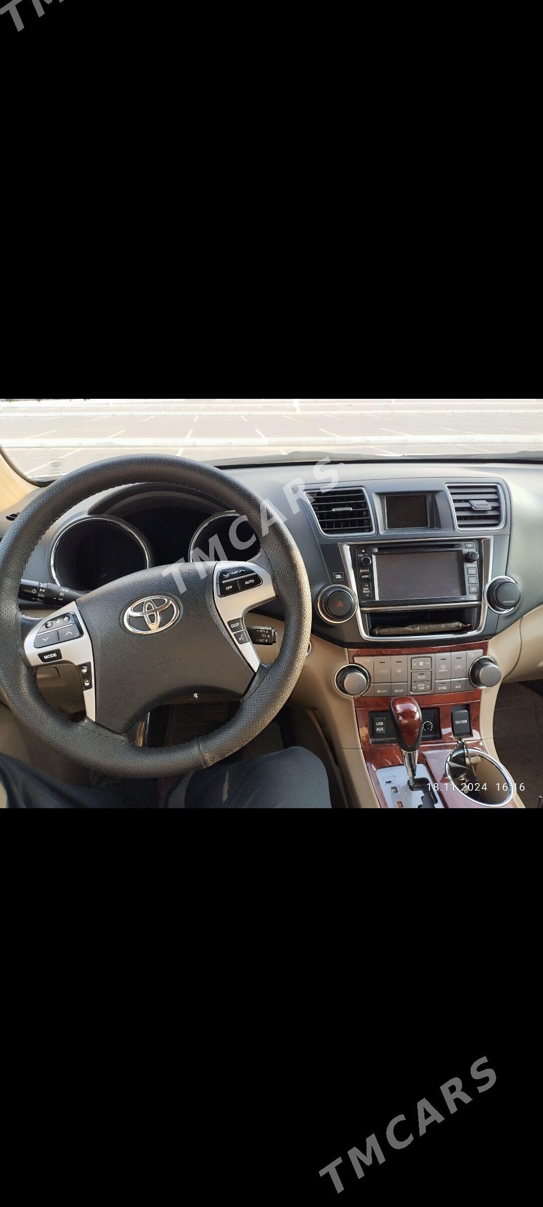 Toyota Highlander 2013 - 355 000 TMT - Туркменабат - img 2