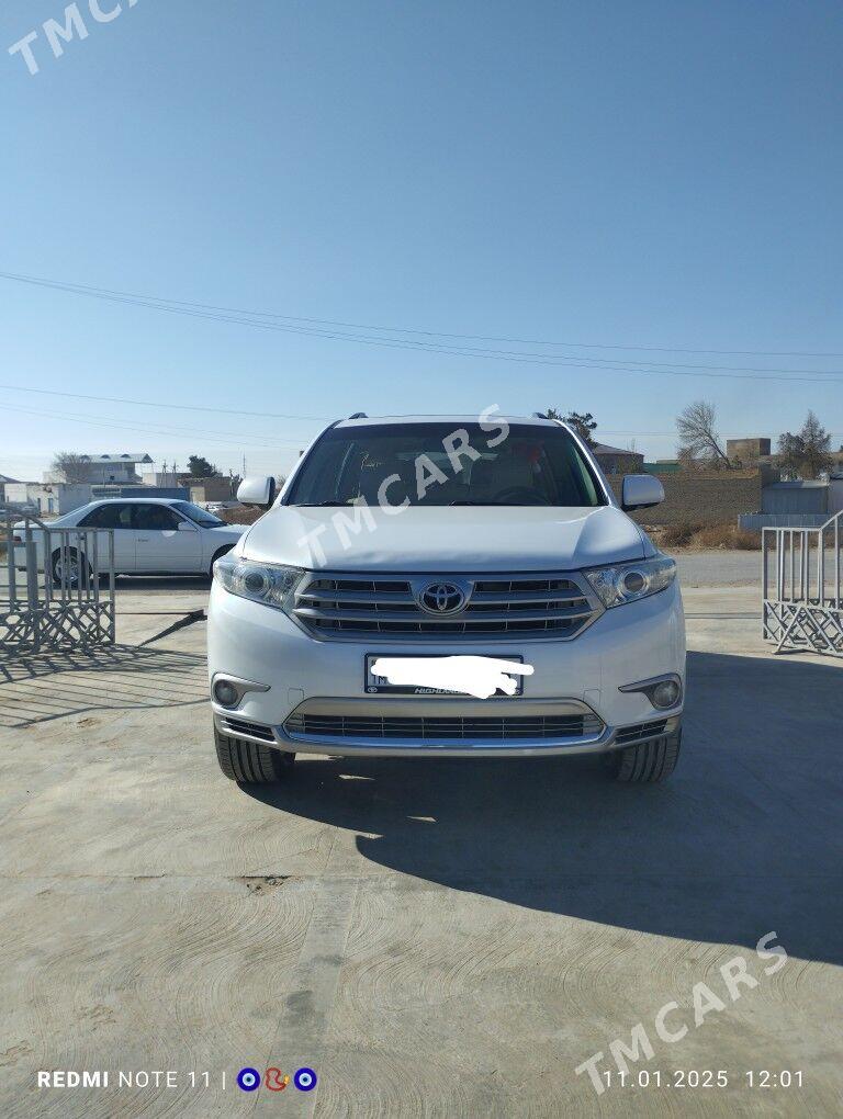 Toyota Highlander 2010 - 300 000 TMT - Ёлётен - img 6