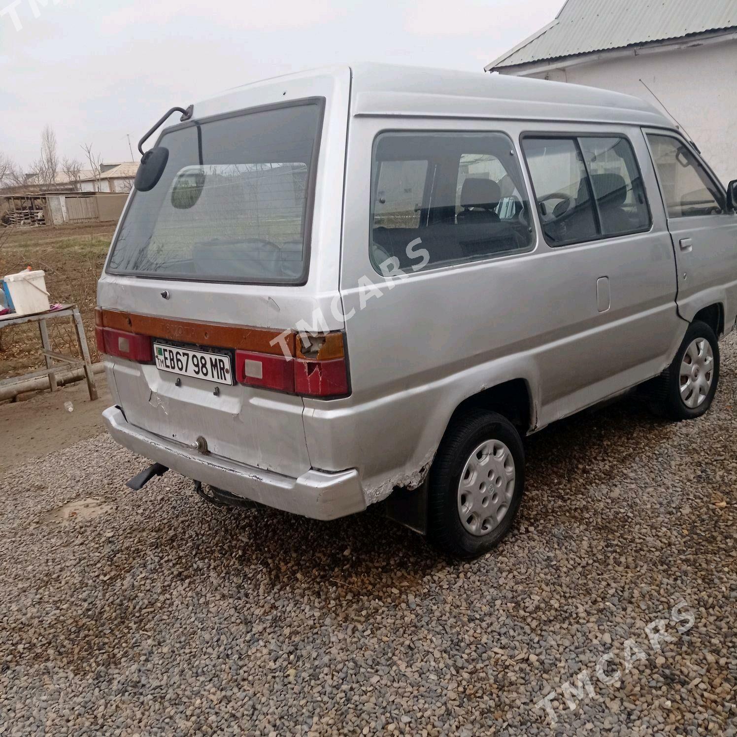 Toyota Town Ace 1990 - 15 000 TMT - Mary - img 2