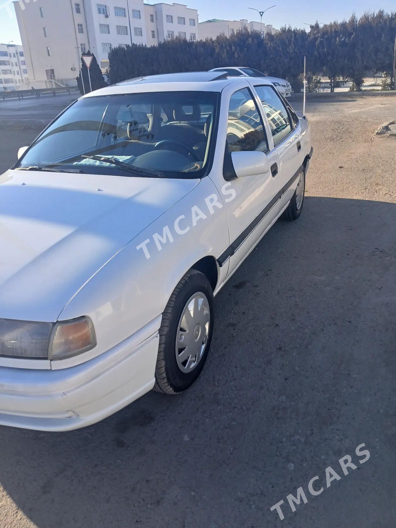 Opel Vectra 1993 - 40 000 TMT - Дашогуз - img 2