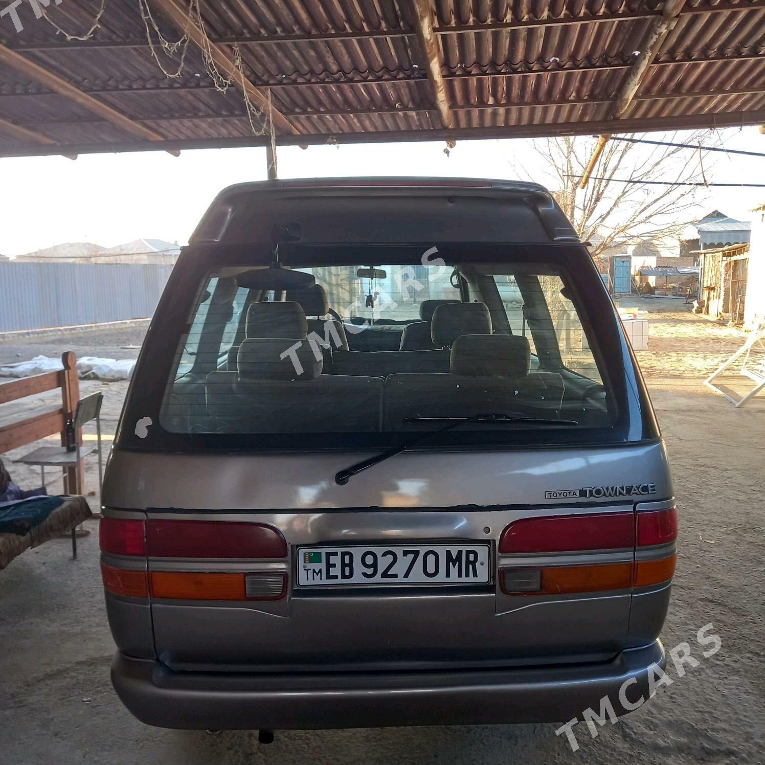 Toyota Town Ace 1992 - 60 000 TMT - Ёлётен - img 6