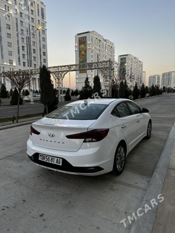 Hyundai Elantra 2019 - 240 000 TMT - Aşgabat - img 10