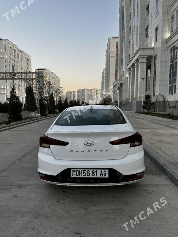 Hyundai Elantra 2019 - 240 000 TMT - Aşgabat - img 5