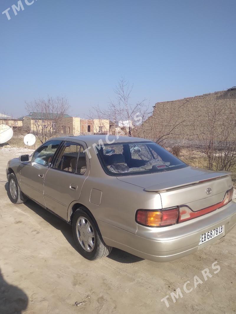 Toyota Camry 1994 - 60 000 TMT - Dänew - img 3