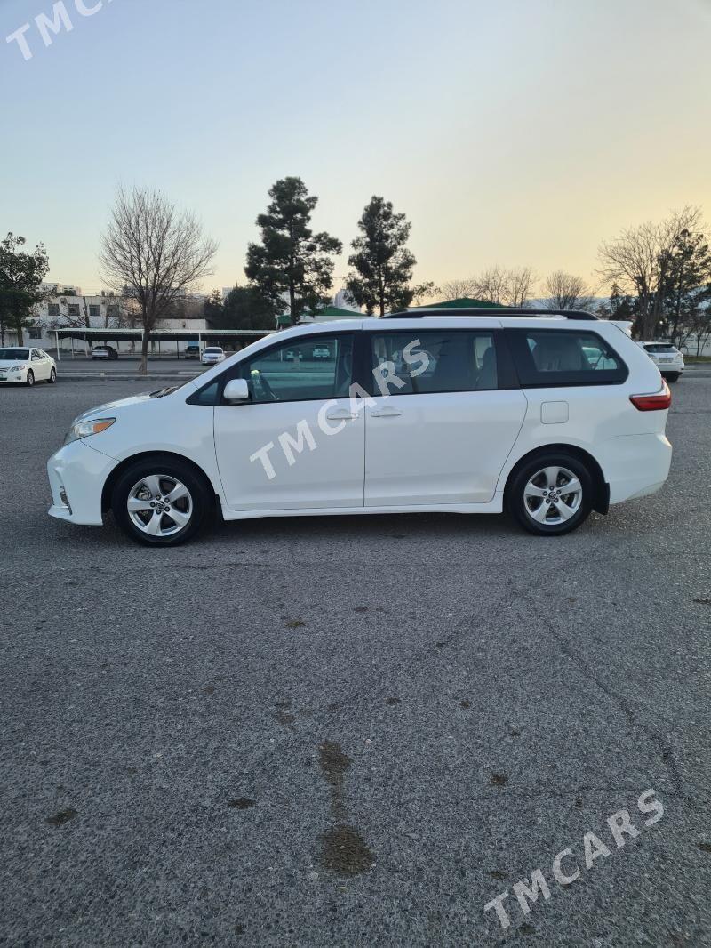 Toyota Sienna 2018 - 355 000 TMT - Ашхабад - img 7