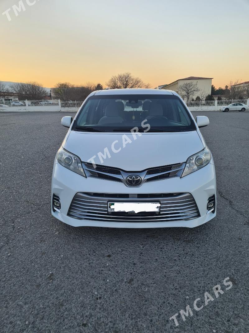 Toyota Sienna 2018 - 355 000 TMT - Ашхабад - img 3