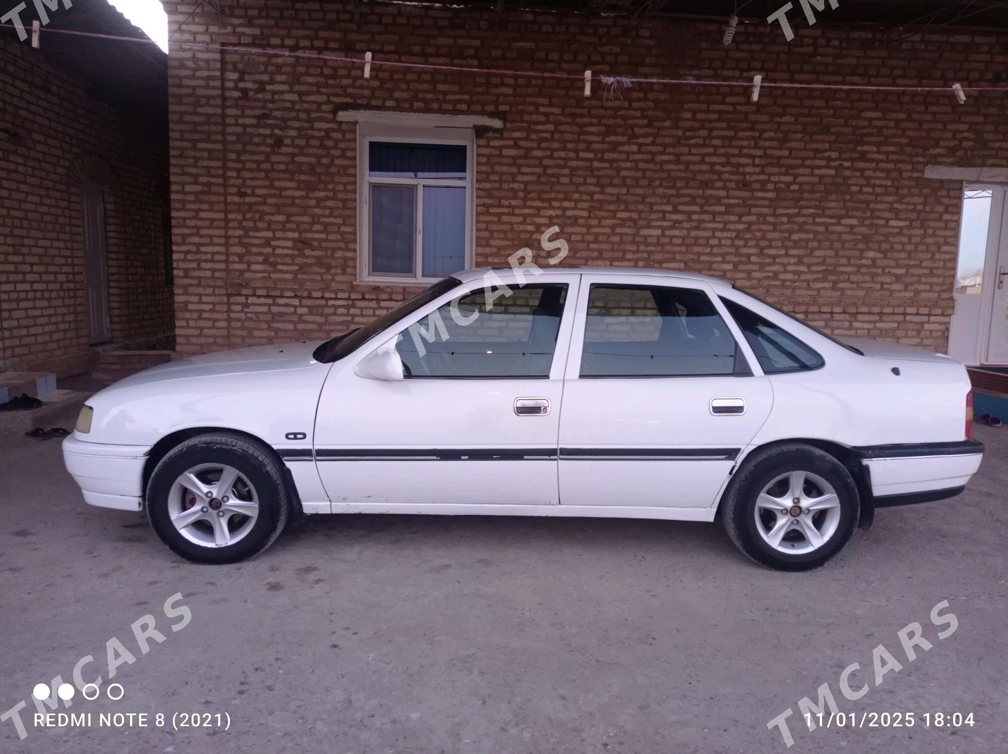 Opel Vectra 1990 - 30 000 TMT - Мургап - img 4