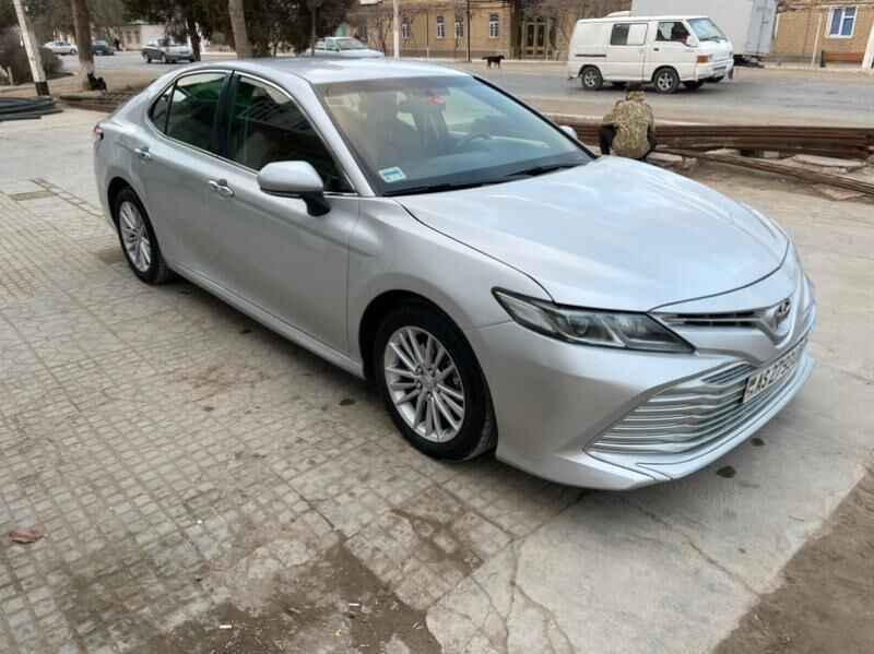 Toyota Camry 2019 - 250 000 TMT - Саят - img 9