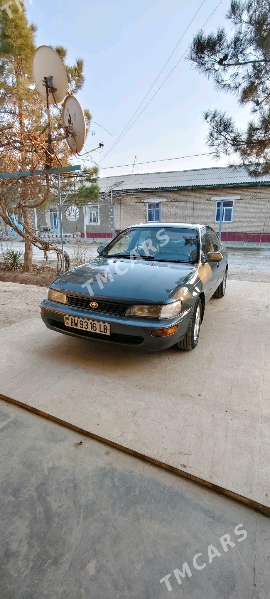 Toyota Corolla 1993 - 50 000 TMT - Дянев - img 3