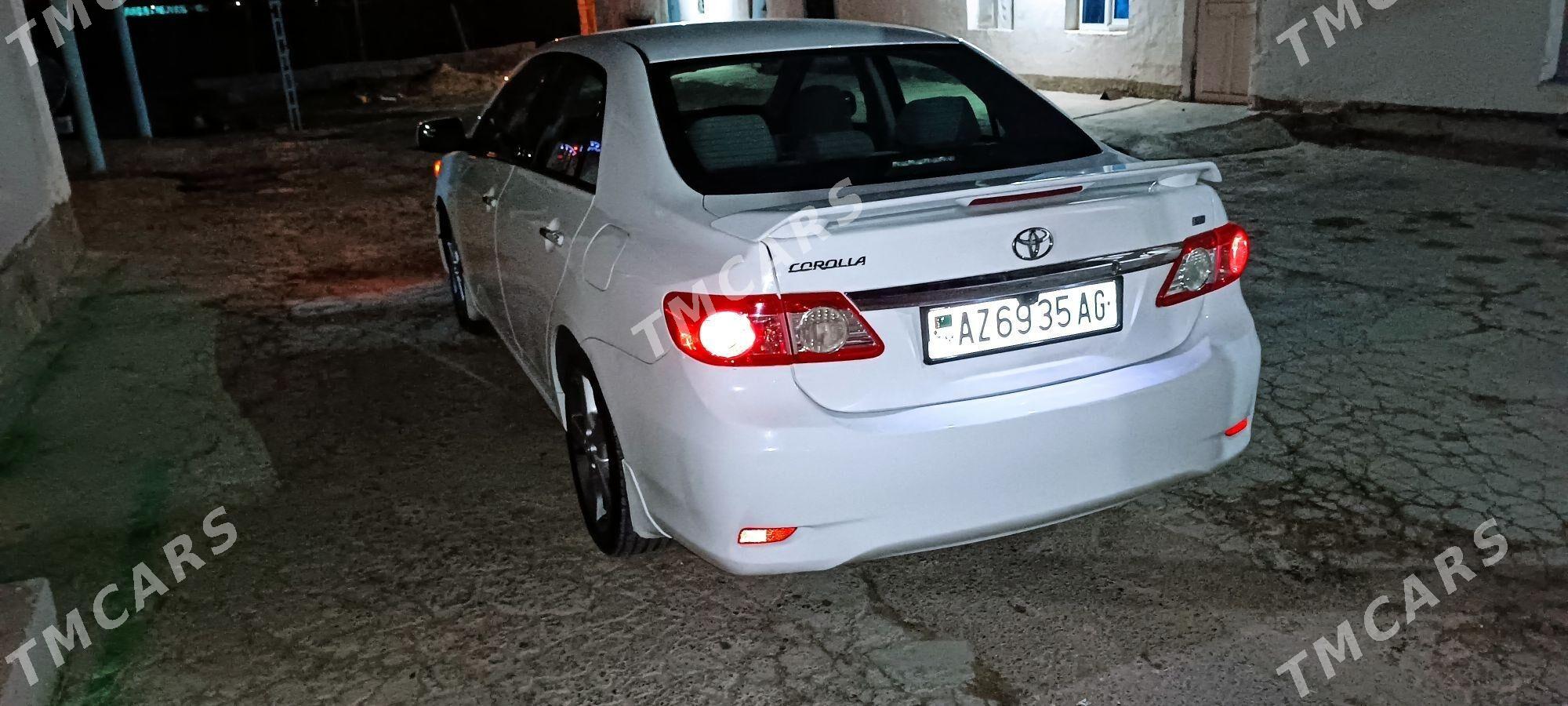 Toyota Corolla 2012 - 150 000 TMT - Aşgabat - img 4