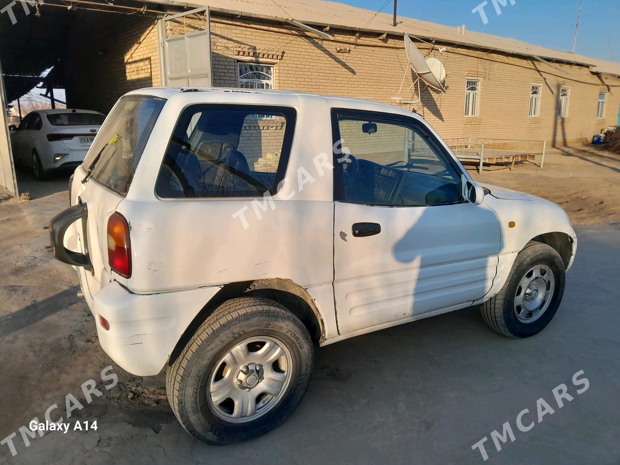 Toyota RAV4 1996 - 60 000 TMT - Halaç - img 3