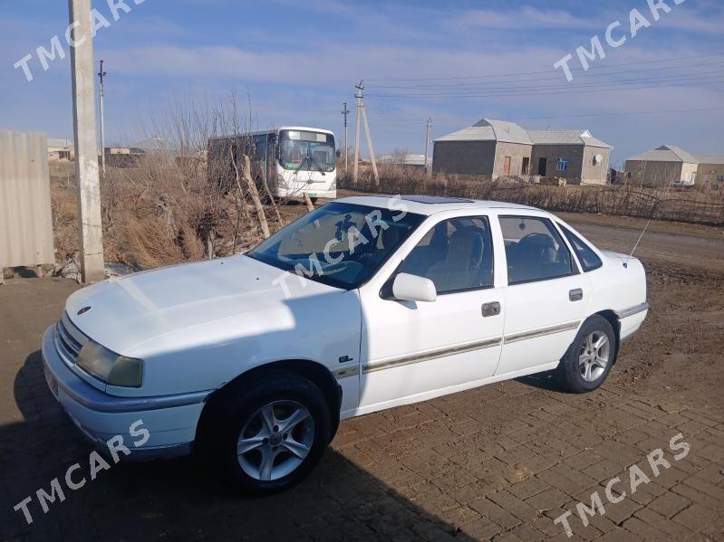 Opel Vectra 1989 - 31 000 TMT - Мургап - img 3