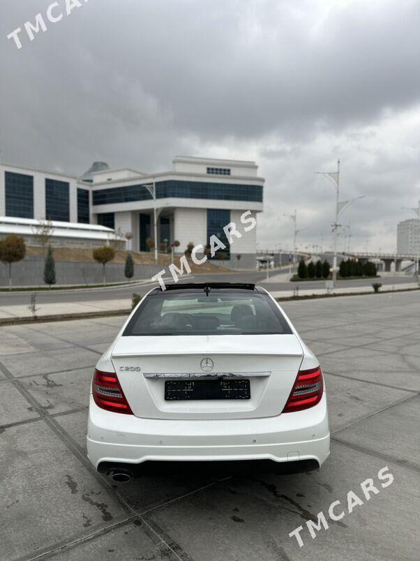 Mercedes-Benz C350 2014 - 240 000 TMT - Aşgabat - img 4