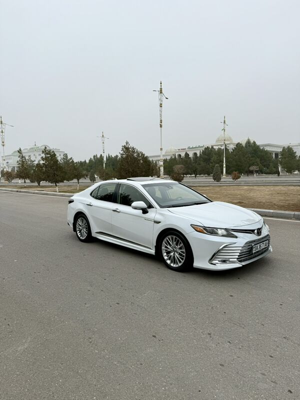 Toyota Camry 2018 - 285 000 TMT - Aşgabat - img 7