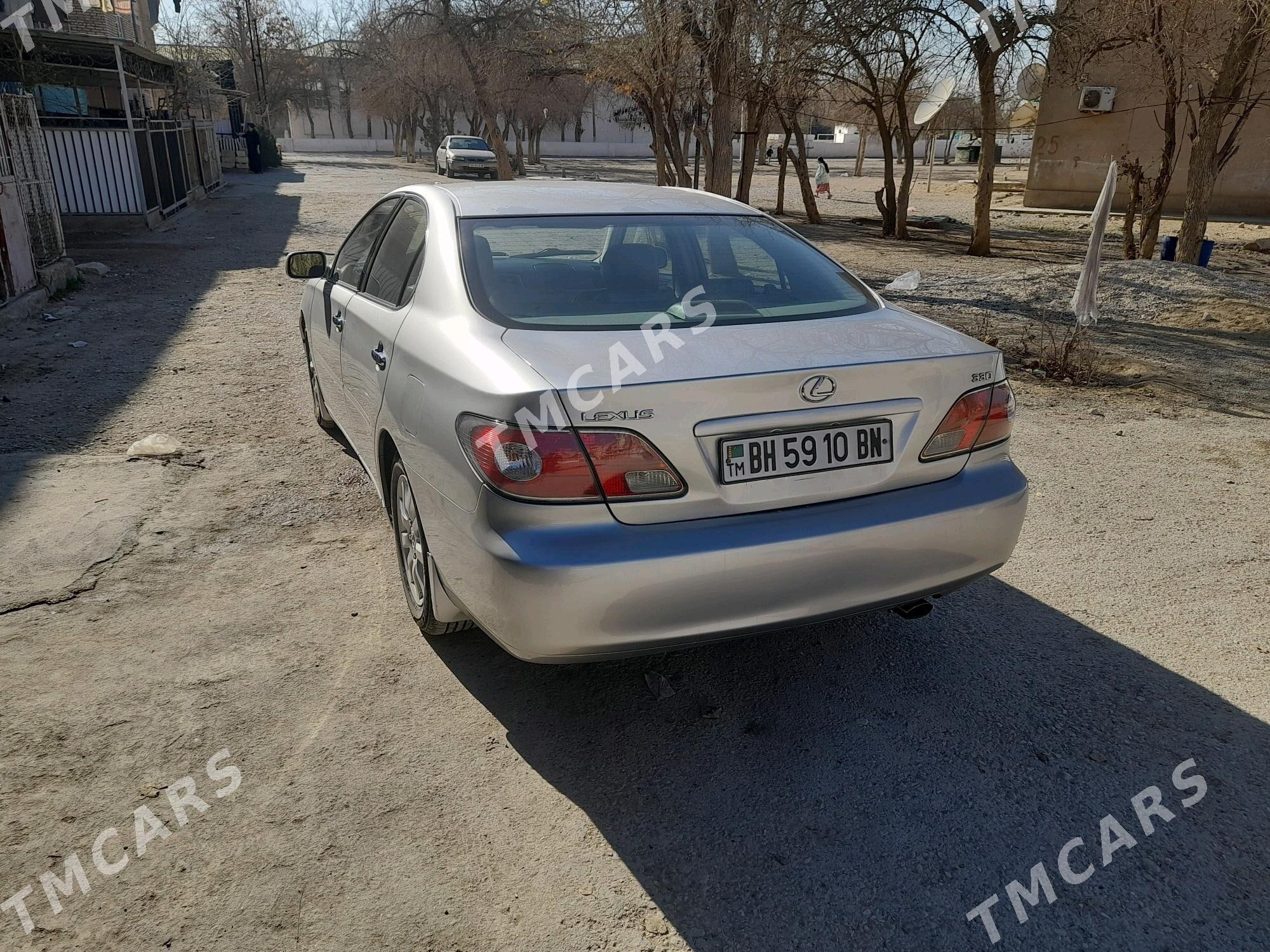 Lexus ES 330 2004 - 170 000 TMT - Балканабат - img 4