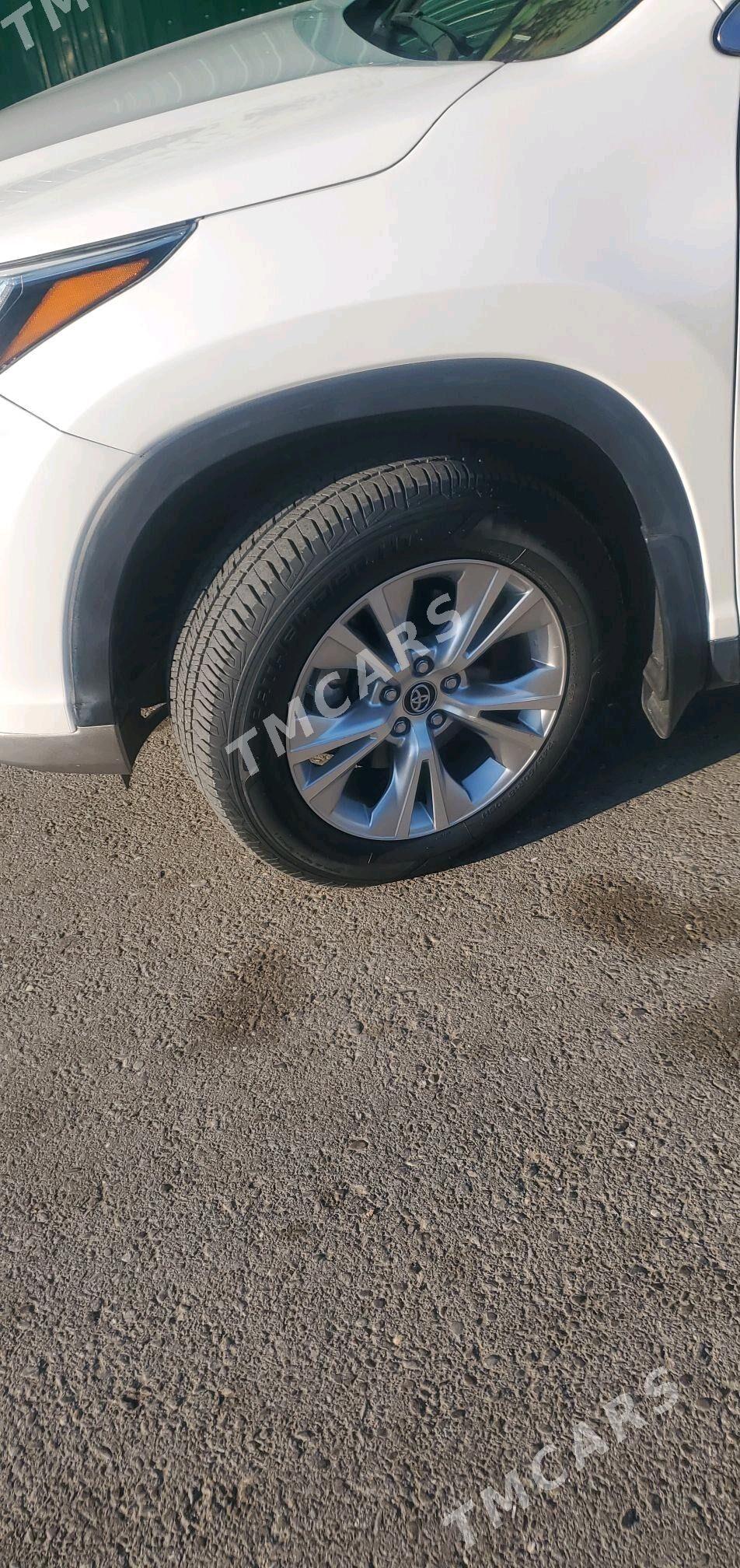 Toyota Highlander 2019 - 410 000 TMT - Aşgabat - img 9