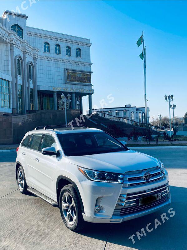 Toyota Highlander 2018 - 375 000 TMT - Мары - img 6