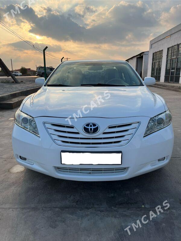 Toyota Camry 2009 - 170 000 TMT - Дянев - img 4