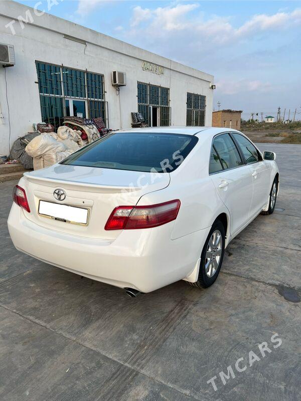 Toyota Camry 2009 - 170 000 TMT - Дянев - img 6