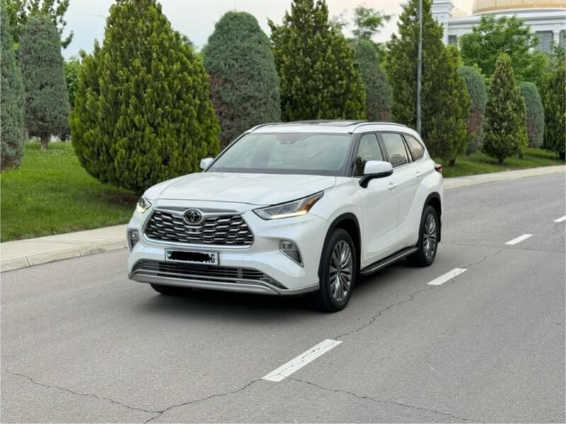 Toyota Highlander 2022 - 740 000 TMT - Ашхабад - img 9