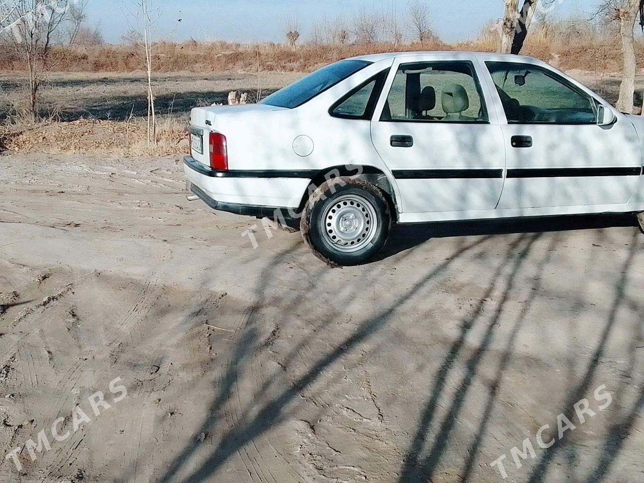 Opel Vectra 1992 - 28 000 TMT - Boldumsaz - img 3