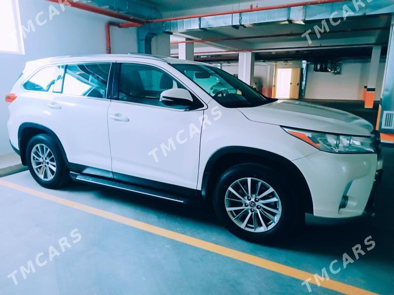 Toyota Highlander 2019 - 550 000 TMT - Olimpiýa şäherçesi - img 2