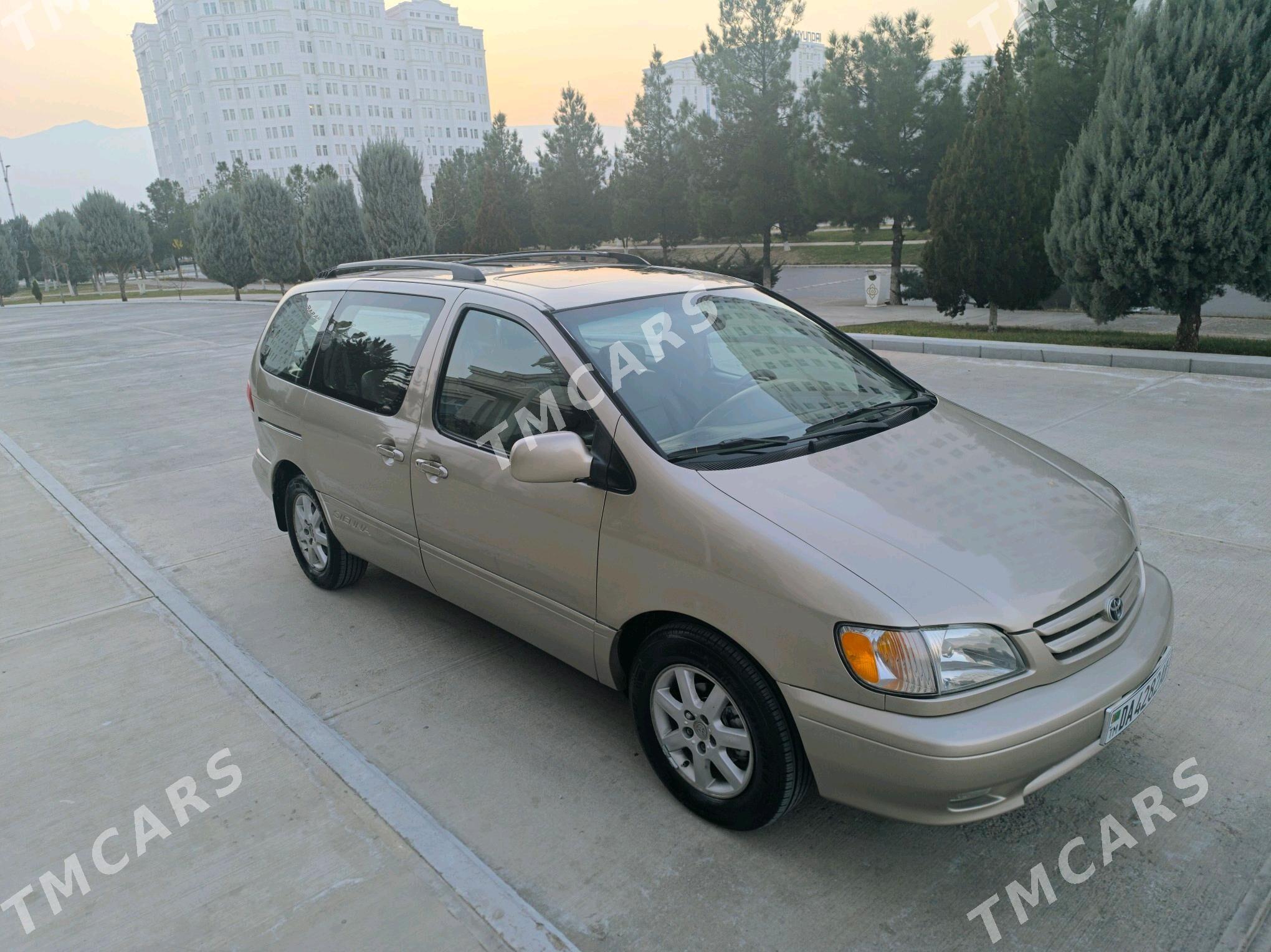 Toyota Sienna 2002 - 155 000 TMT - Кëши - img 2