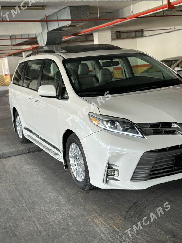 Toyota Sienna 2017 - 360 000 TMT - Ашхабад - img 7