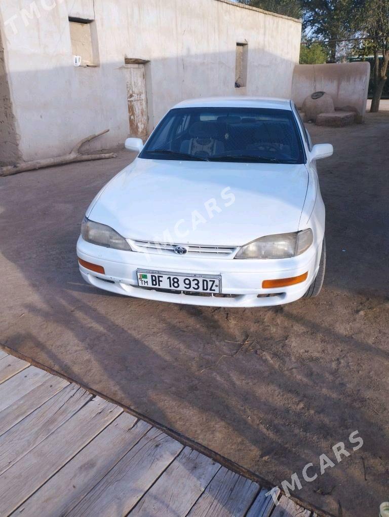 Toyota Camry 1993 - 75 000 TMT - Гурбансолтан Едже - img 8