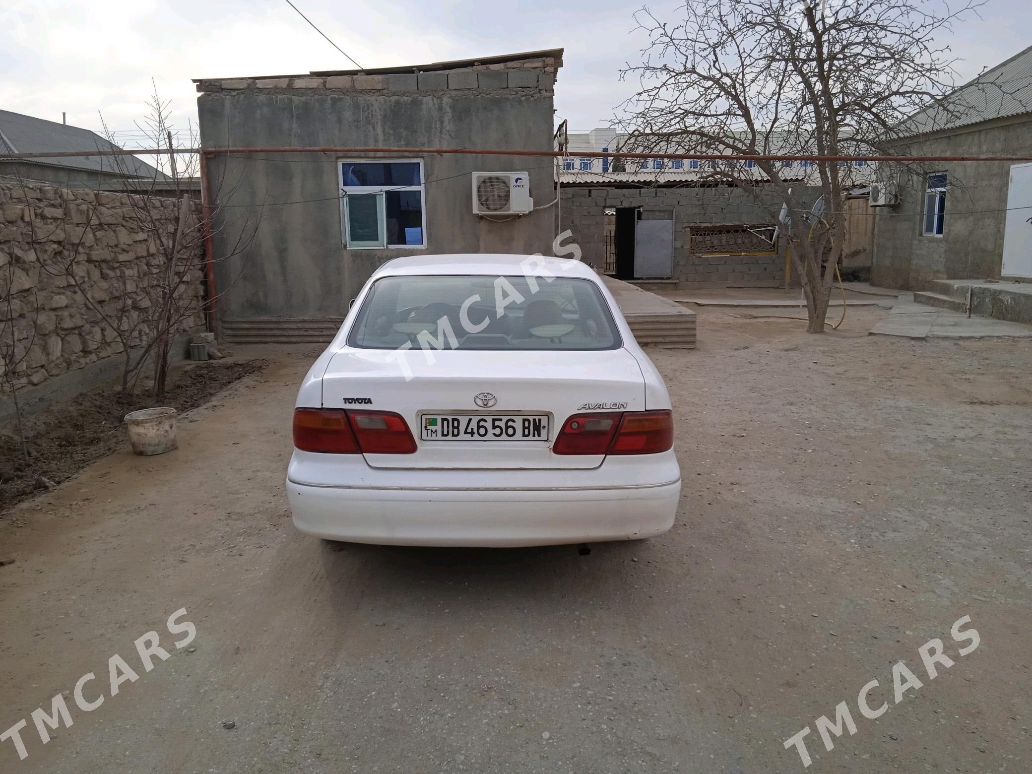 Toyota Avalon 1999 - 80 000 TMT - Гумдаг - img 2