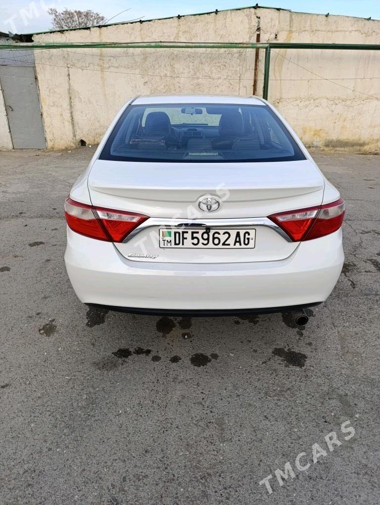 Toyota Camry 2016 - 200 000 TMT - Бедев - img 3