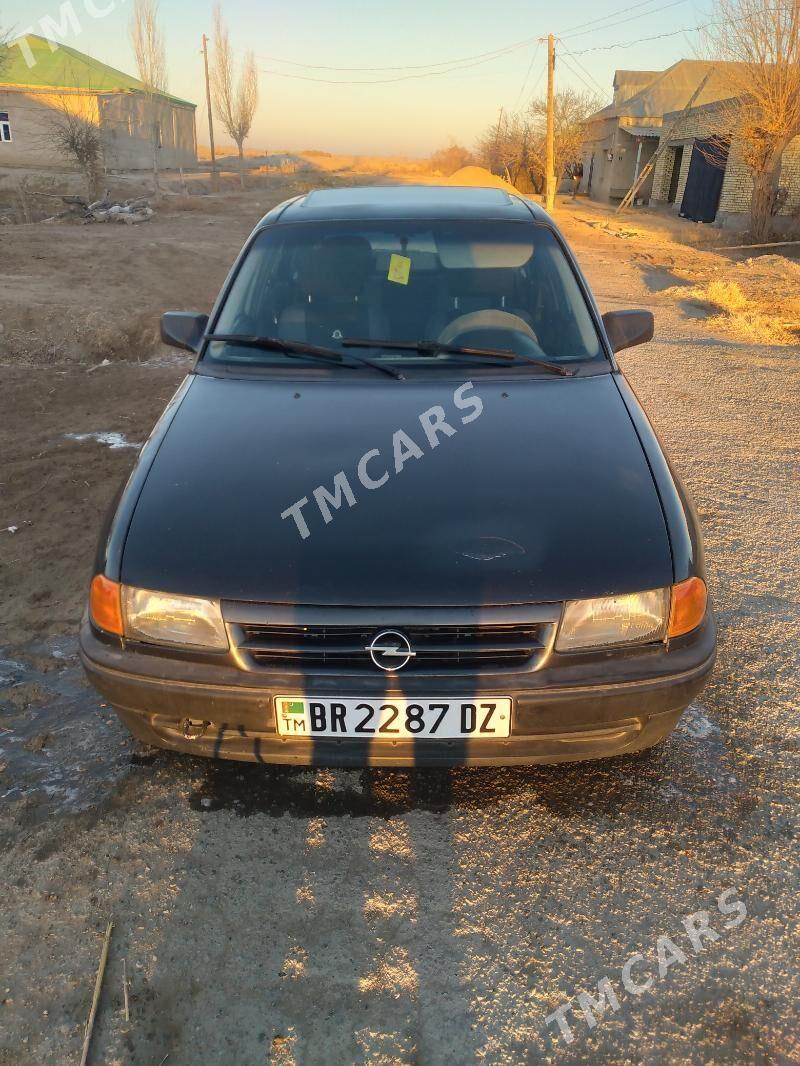 Opel Astra 1993 - 27 000 TMT - Гороглы (Тагта) - img 3