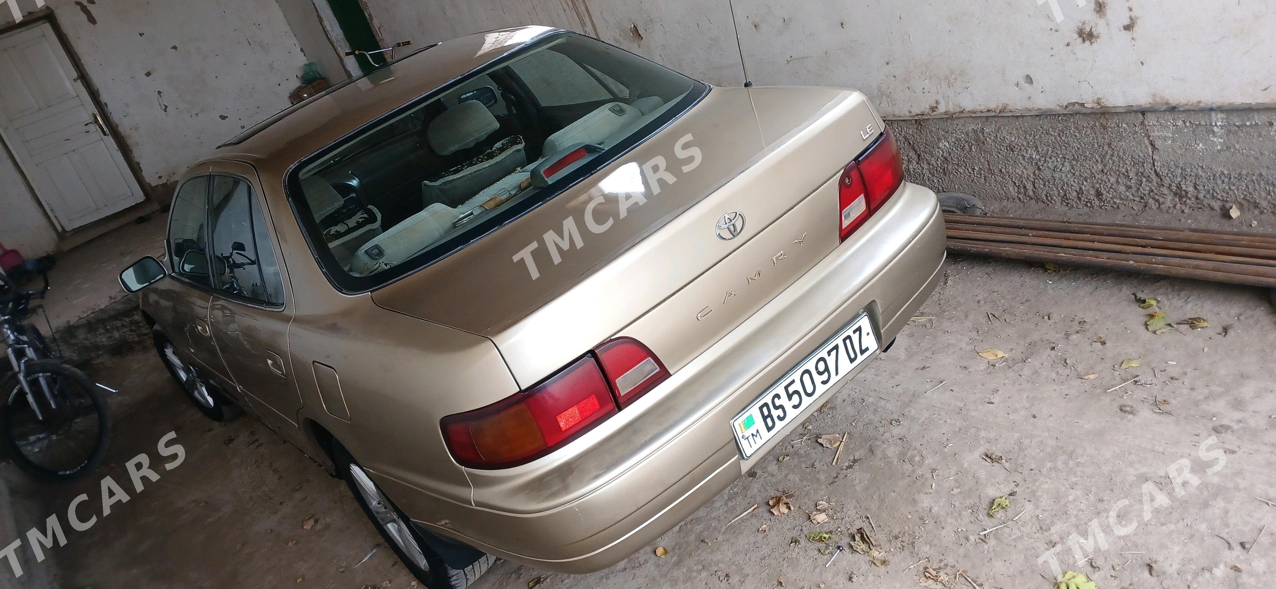 Toyota Camry 1996 - 80 000 TMT - Кёнеургенч - img 2